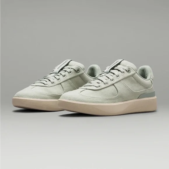 Women’s Lululemon Cityverse Jade Grey Green Natural Ivory Palm Court Sneakers8.5 - Picture 2 of 12